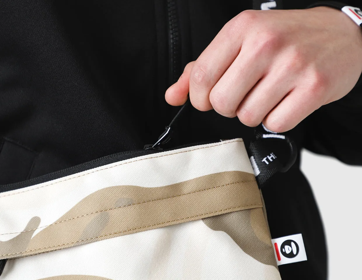 AAPE Medium Shoulder Bag / Beige Ivory