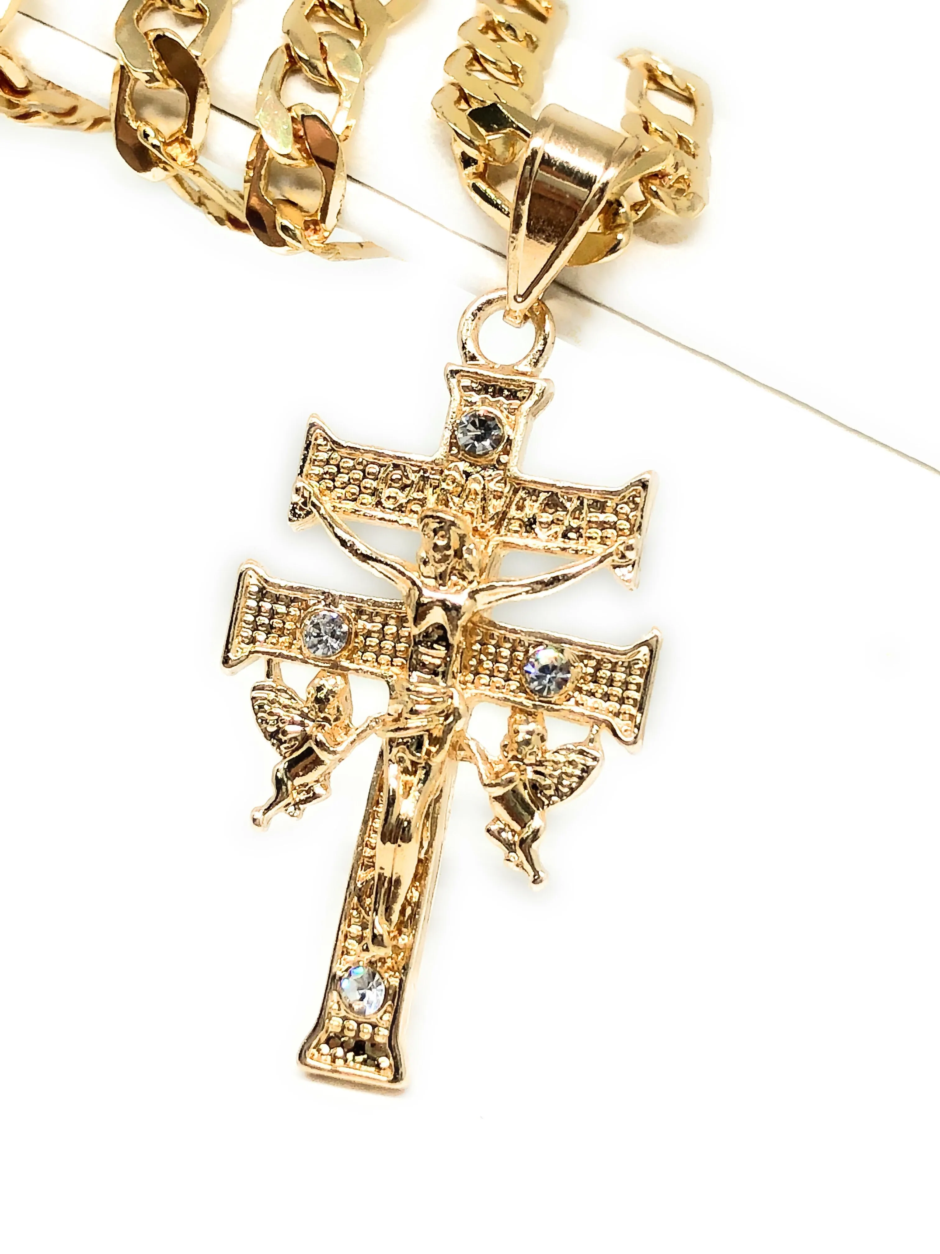 Gold Plate Caravaca Cross Jesus Crucifix 26 Chain / Caravaca Cruz Crucifijo Cadena Oro Lamindo 26