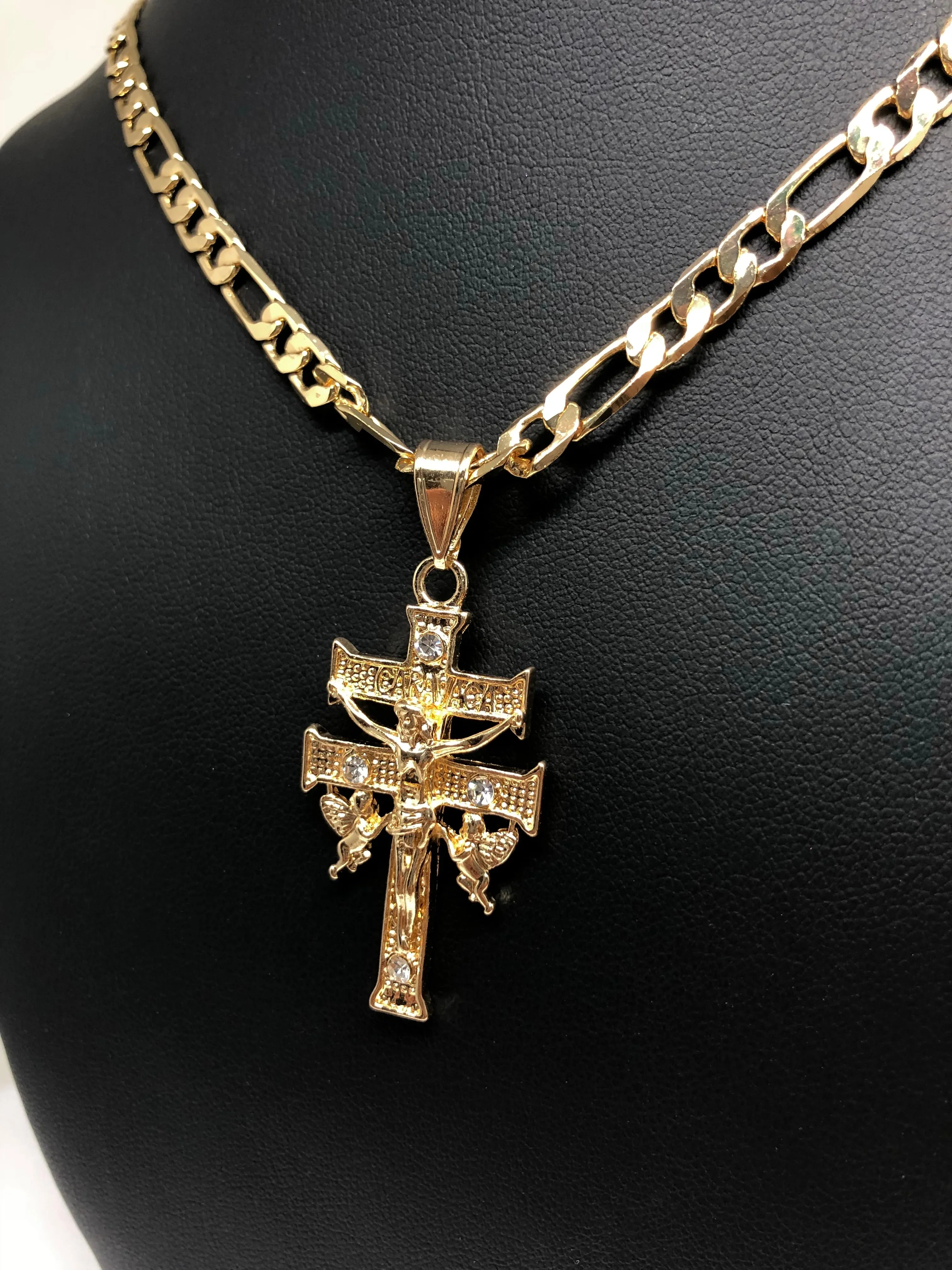 Gold Plate Caravaca Cross Jesus Crucifix 26 Chain / Caravaca Cruz Crucifijo Cadena Oro Lamindo 26