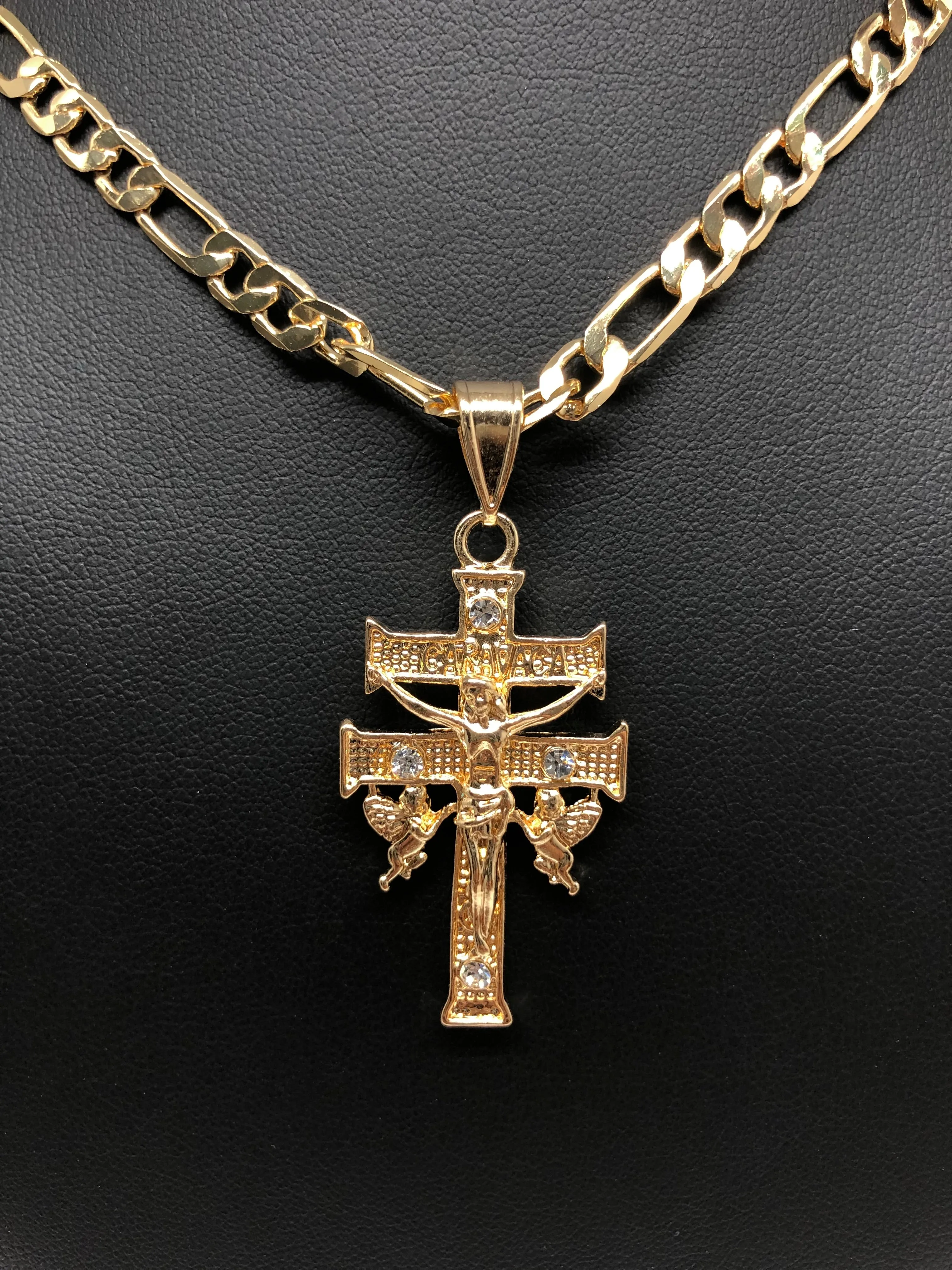 Gold Plate Caravaca Cross Jesus Crucifix 26 Chain / Caravaca Cruz Crucifijo Cadena Oro Lamindo 26