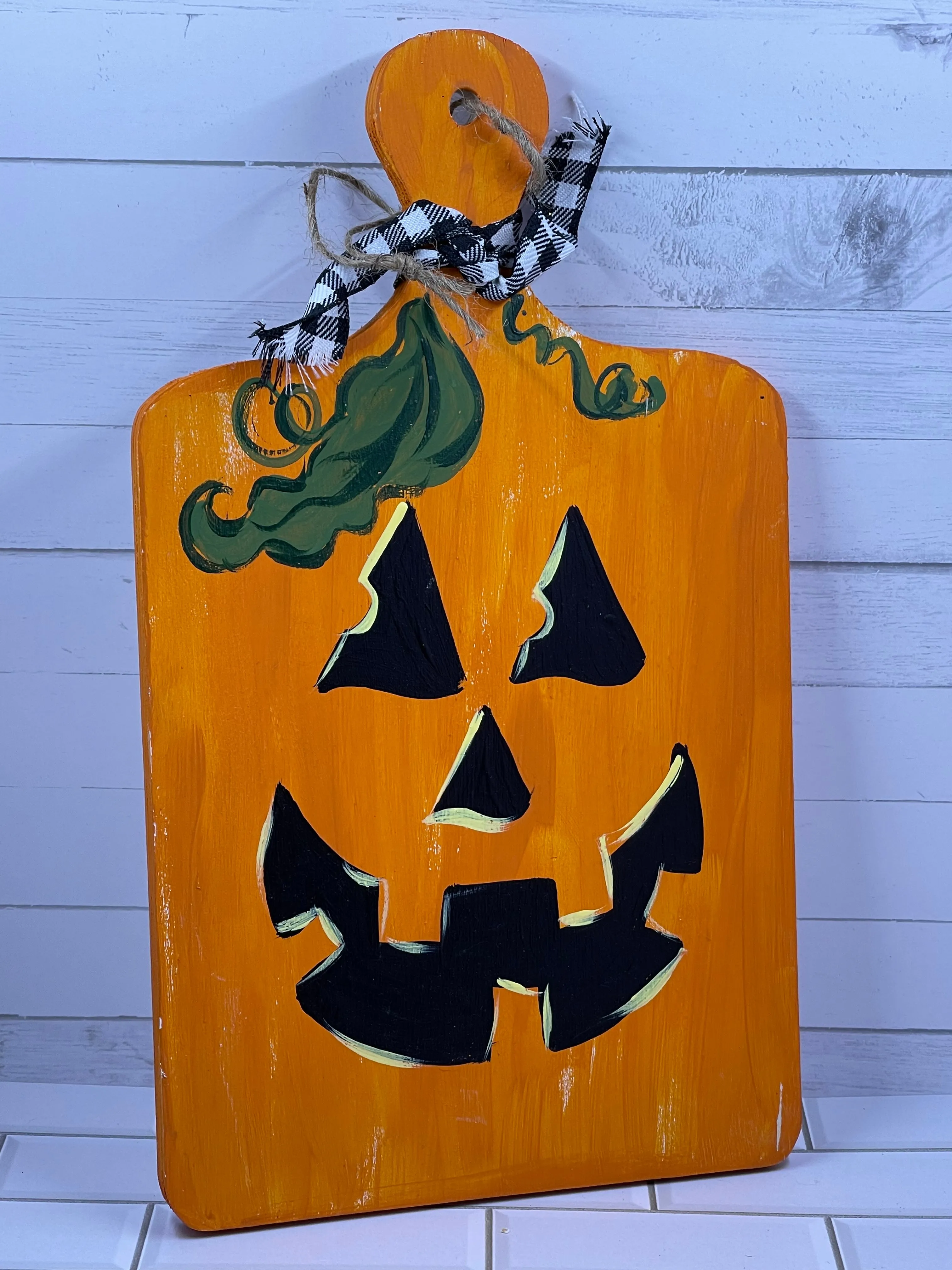 Jack O’Lantern Decorative Cutting Board