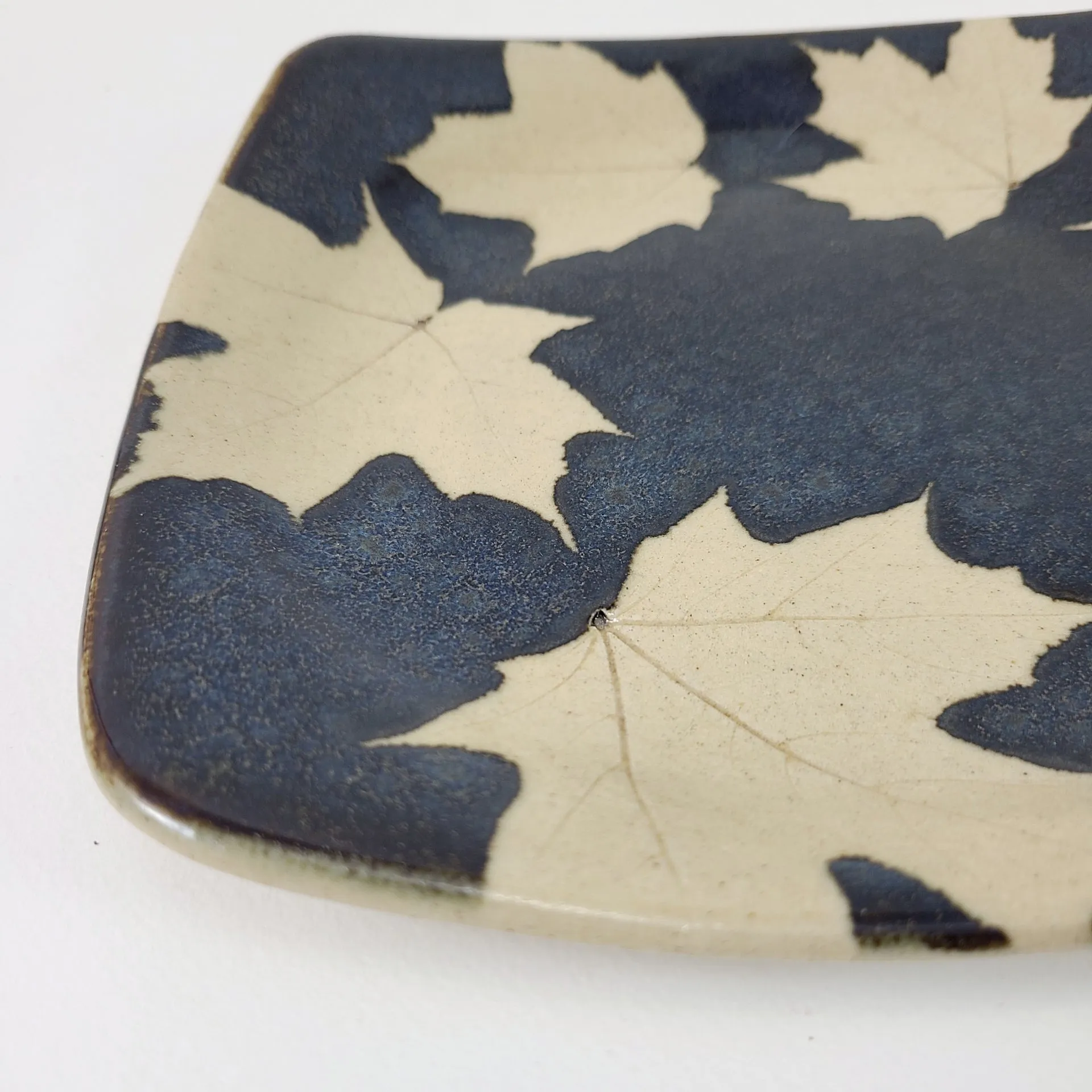 Maple Dark Small Square Plate