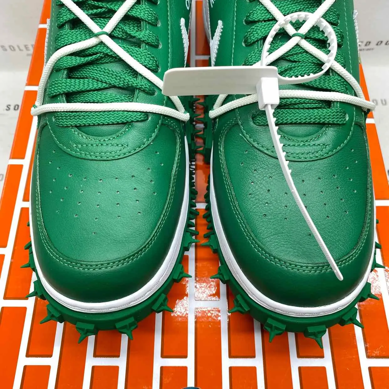 Nike Air Force 1 Mid / OW Pine Green 2023 New Size 11