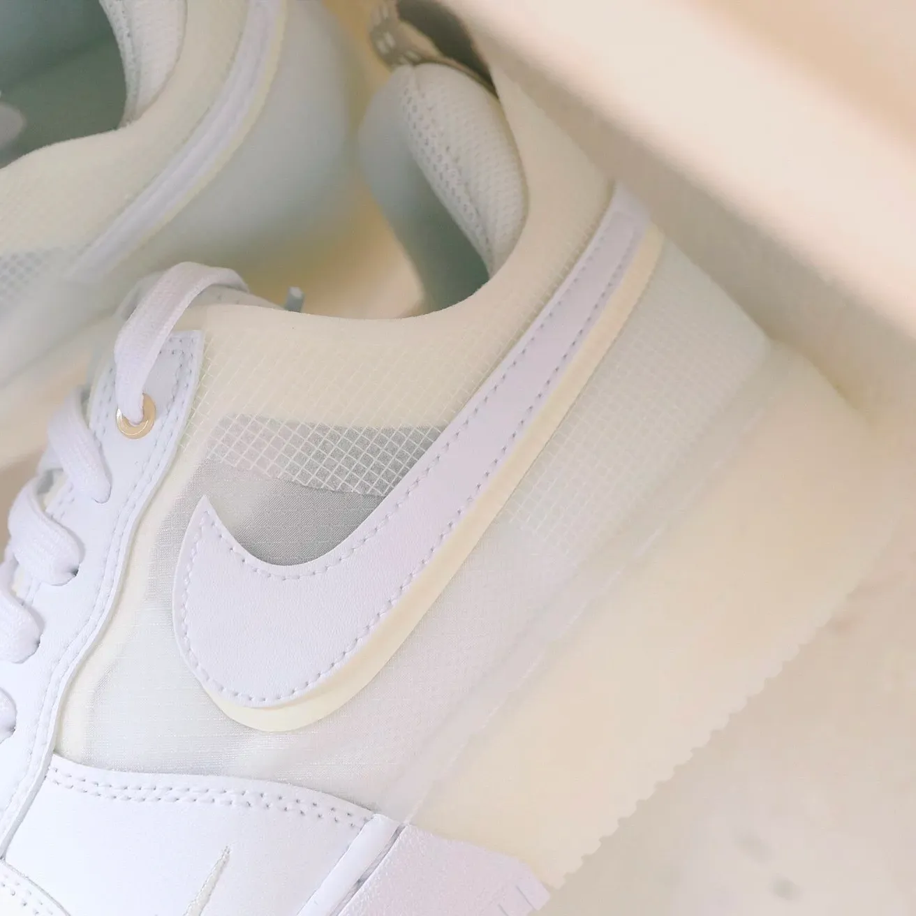 Nike Air Force 1 React Coconut Milk [DH7615-100]