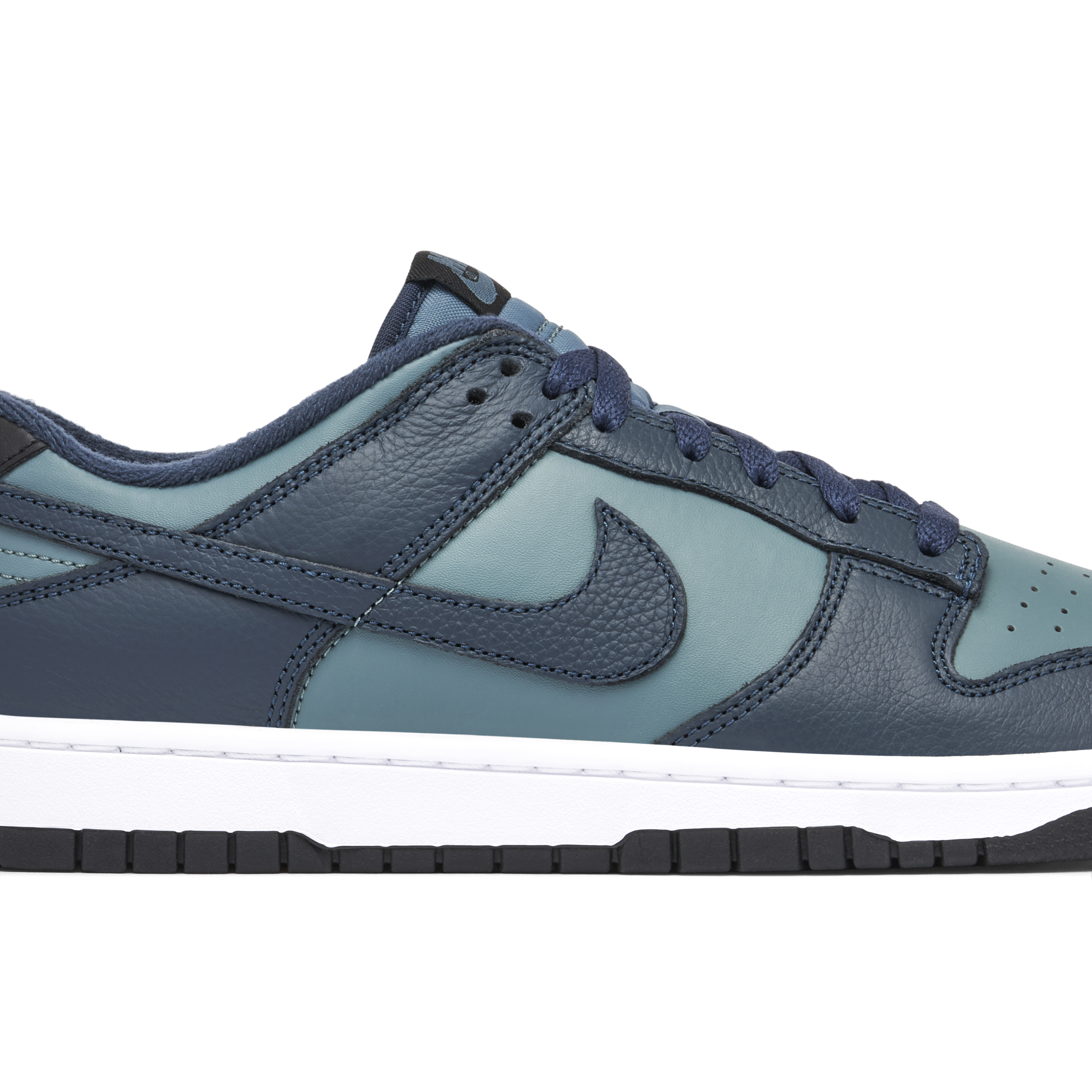 Nike Dunk Low Retro Premium Armoury Navy | DR9705-300 | Laced