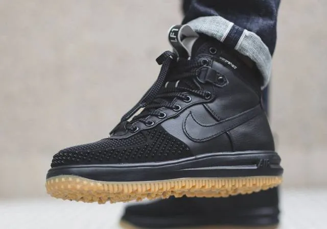 NIKE LUNAR AIR FORCE 1 DuckBoot Black Gum DUCK BOOT 805899-0