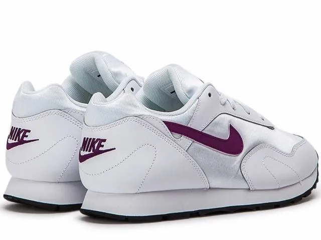 Nike Outburst Sneakers White/Bright Grape 7.5 WMNS