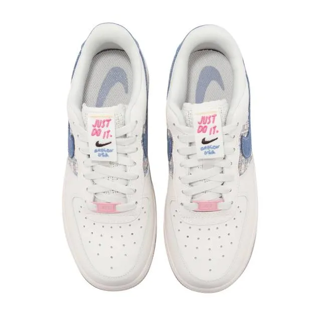 Nike WMNS Air Force 1 07 LX Denim Swoosh Boucle