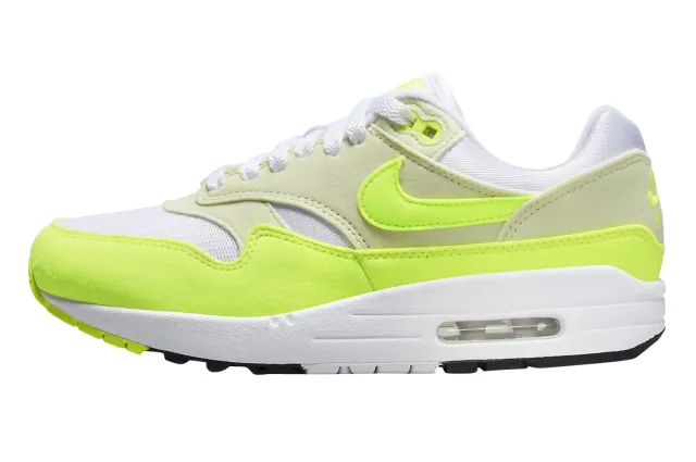 NIKE WMNS AIR MAX 1 VOLT SUEDE