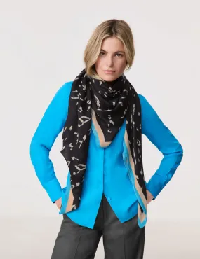 Patterned scarf