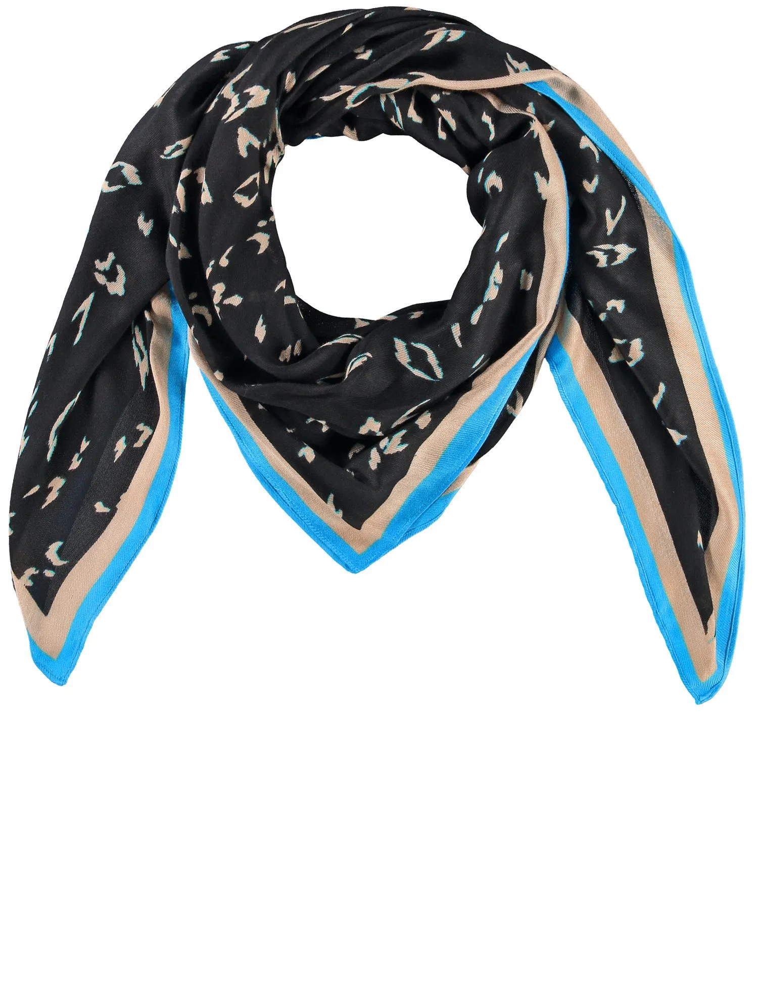 Patterned scarf