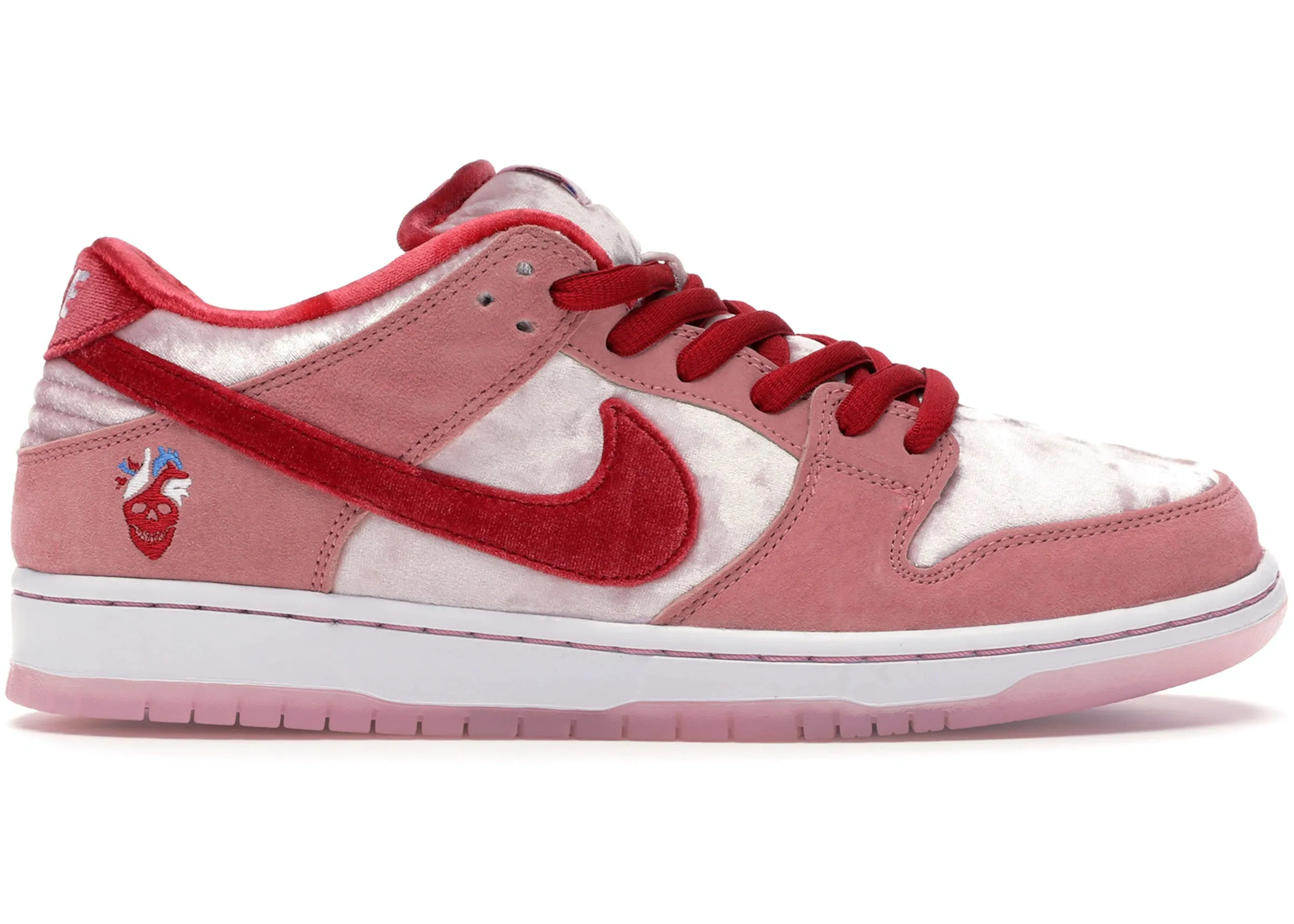 SB Dunk Low Strange Love Skateboards