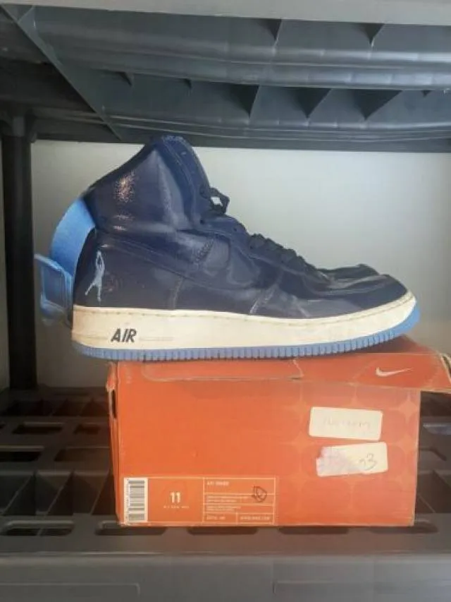 Size 11 - Nike Air Force 1 Sheed Midnight Navy Blue Rash...