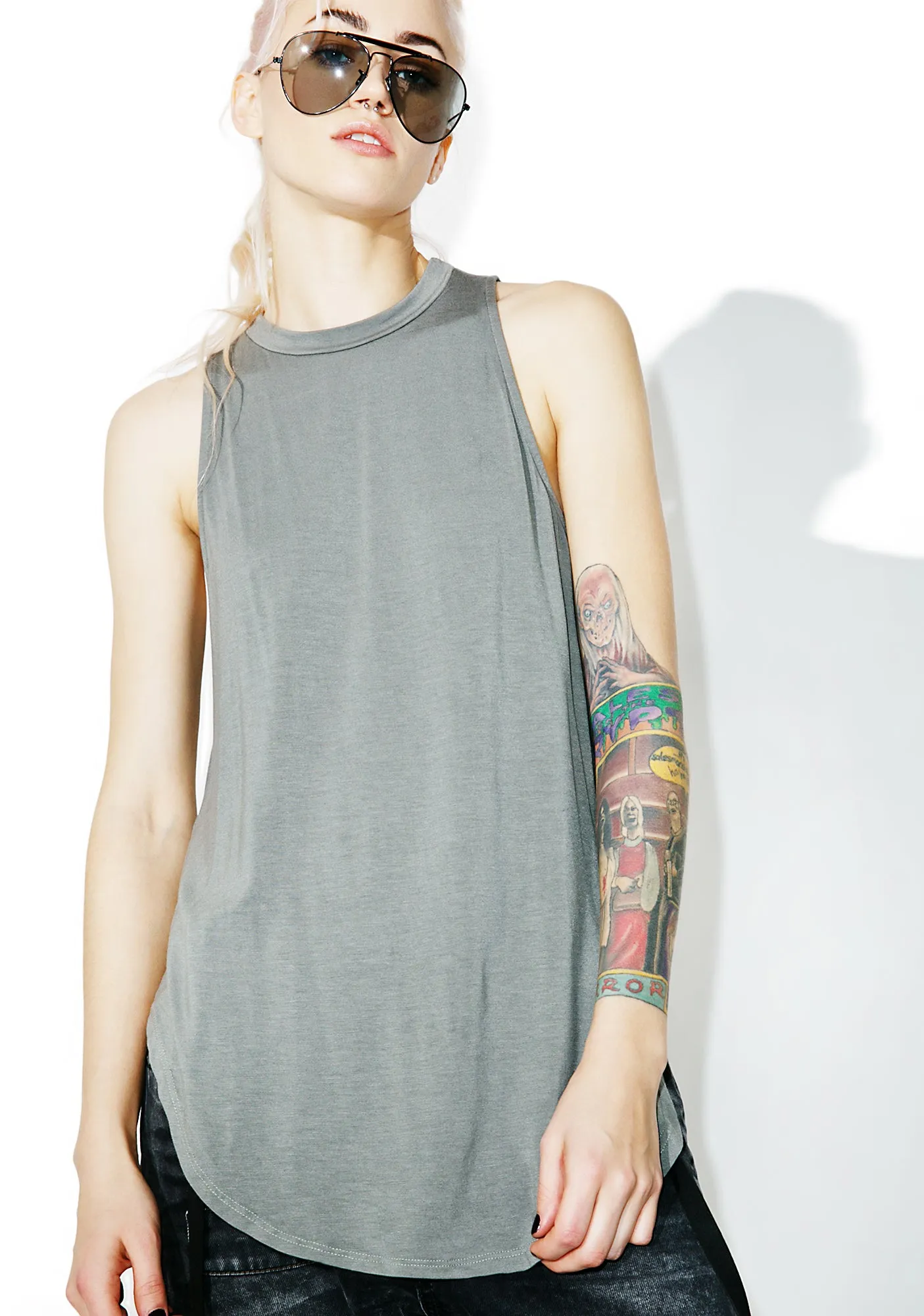 Solid Muscle Tank-